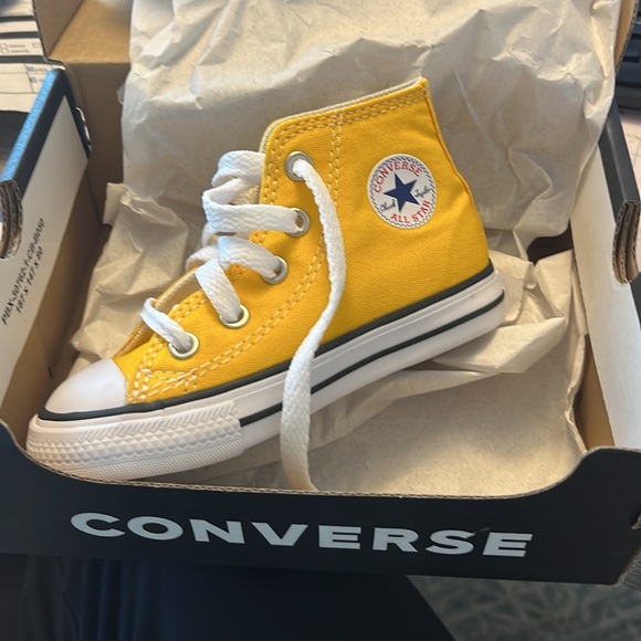Converse Other - Converse High Top Sneakers